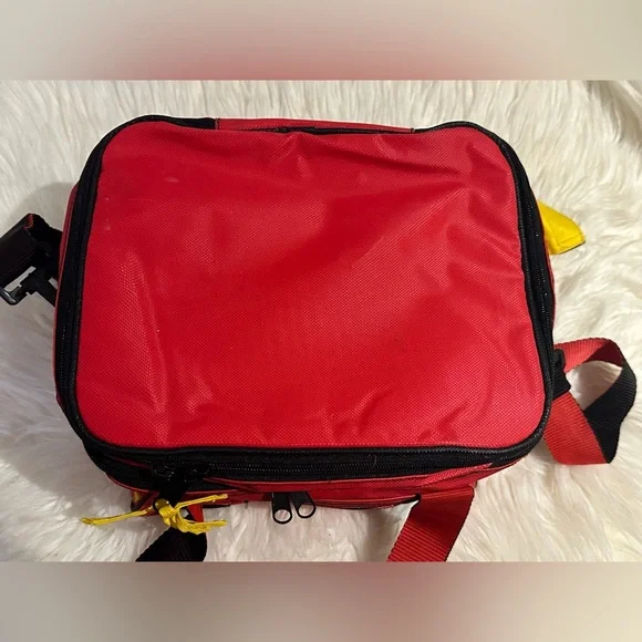 Retired MARLBORO Insulated Soft Lunchbox Red Lunch Bag 6 Pack Cooler 1990s - Picture 6 of 11